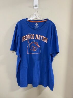 Colosseum Boise State Broncos "Bronco Nation" Graphic Tee. Size XXL